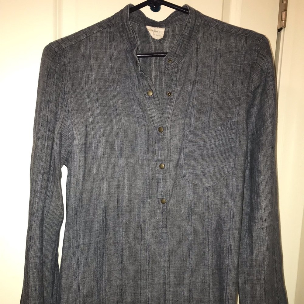 Billy Reid Denim 3/4 brass button-up